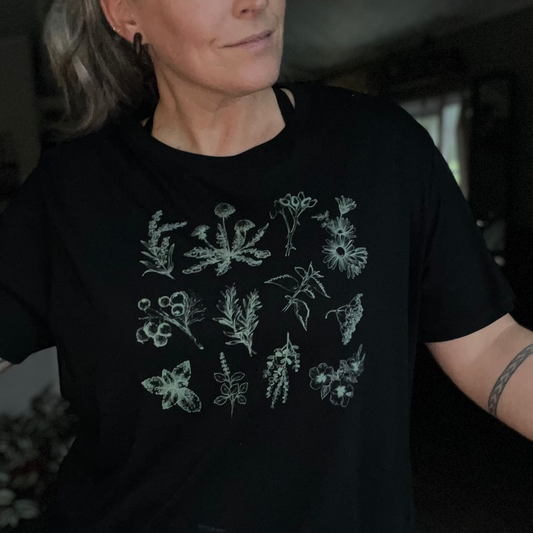 Healing Herbs Boxy T